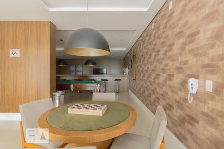 Apartamento à venda com 168m², 3 quartos e 3 vagas Apartamento à venda com 168m², 3 quartos e 3 vagasSalão de jogos