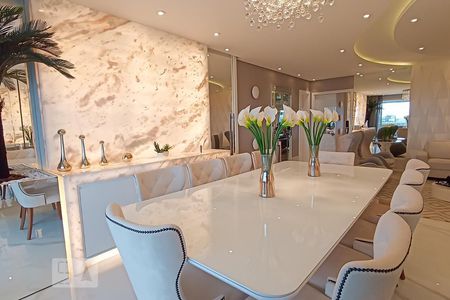 Apartamento à venda com 168m², 3 quartos e 3 vagas Apartamento à venda com 168m², 3 quartos e 3 vagasSala