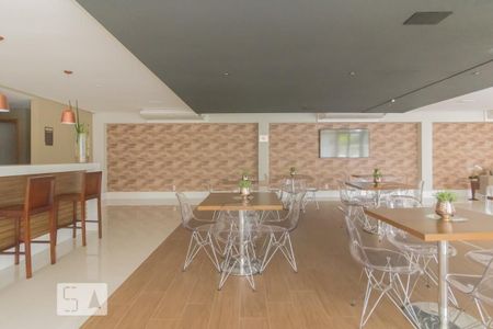 Apartamento à venda com 168m², 3 quartos e 3 vagas Apartamento à venda com 168m², 3 quartos e 3 vagasÁrea comum - Salão de festas