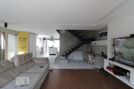 Sala  de casa para alugar com 3 quartos, 413m² em Vila Invernada, São Paulo