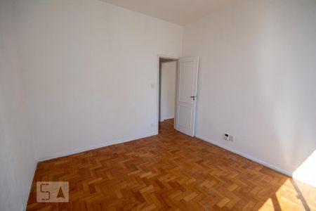 Quarto de apartamento para alugar com 2 quartos, 77m² em Tijuca, Rio de Janeiro