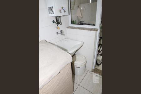 Apartamento à venda com 60m², 2 quartos e 1 vagaÁrea de Serviço