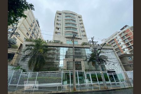 Apartamento à venda com 60m², 2 quartos e 1 vagaFachada