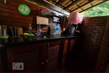 Casa de condomínio à venda com 1000m², 4 quartos e 2 vagasChurrasqueira