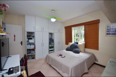 Casa de condomínio à venda com 1000m², 4 quartos e 2 vagasSuíte 3