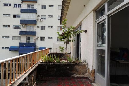 Casa à venda com 645m², 4 quartos e 5 vagasVaranda 