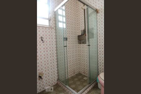 Casa à venda com 645m², 4 quartos e 5 vagasBanheiro da Suíte 3