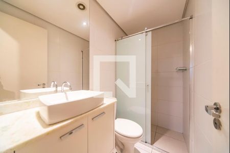 Banheiro de apartamento para alugar com 2 quartos, 66m² em Vila Homero Thon, Santo André