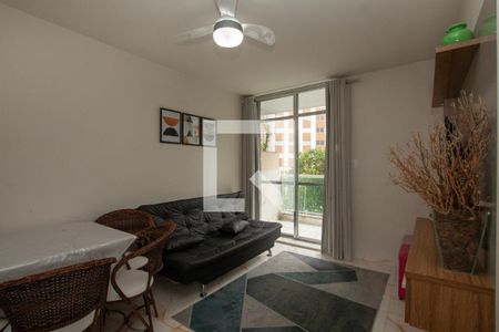 Sala de apartamento para alugar com 2 quartos, 52m² em Centro, Guarujá