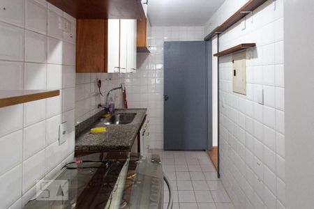 Apartamento à venda com 70m², 2 quartos e 2 vagasCozinha e Área de Serviço