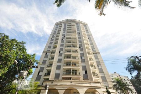 Studio à venda com 36m², 1 quarto e 1 vaga Studio à venda com 36m², 1 quarto e 1 vagaFachada