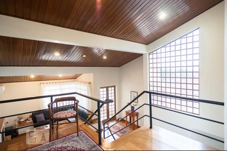 Casa à venda com 351m², 4 quartos e 4 vagasHall