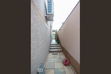 Casa à venda com 351m², 4 quartos e 4 vagasEntrada de Serviço