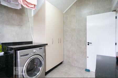 Casa à venda com 351m², 4 quartos e 4 vagasÁrea de Serviço