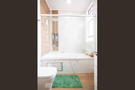 Casa à venda com 351m², 4 quartos e 4 vagasBanheiro