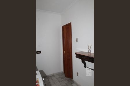 Casa à venda com 233m², 4 quartos e 1 vagaLavanderia