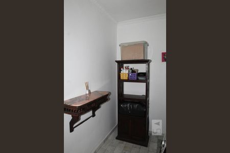 Casa à venda com 233m², 4 quartos e 1 vagaLavanderia