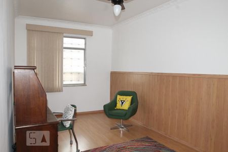 Casa à venda com 233m², 4 quartos e 1 vagaQuarto 2