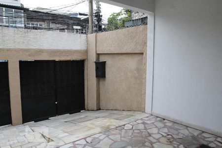 Garagem de casa à venda com 4 quartos, 233m² em Engenho de Dentro, Rio de Janeiro