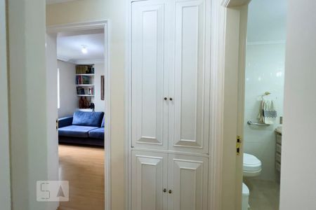 Apartamento para alugar com 75m², 2 quartos e 1 vagaCorredor