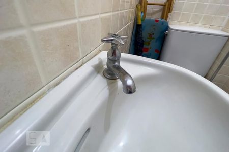 Apartamento para alugar com 75m², 2 quartos e 1 vagaBanheiro de Serviço