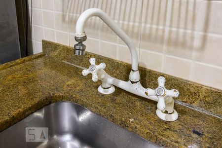 Apartamento para alugar com 75m², 2 quartos e 1 vagaCozinha