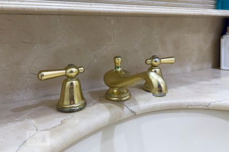 Apartamento para alugar com 75m², 2 quartos e 1 vagaBanheiro