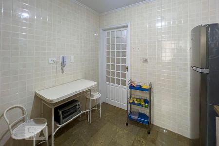 Apartamento para alugar com 75m², 2 quartos e 1 vagaCozinha