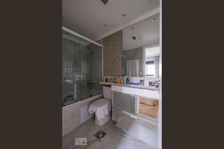 Apartamento para alugar com 60m², 1 quarto e 2 vagasSuíte - Banheiro