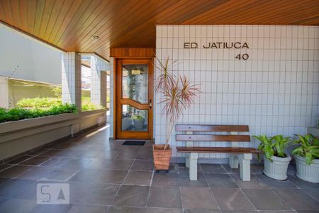 Apartamento à venda com 202m², 4 quartos e 5 vagasFachada do Condomínio