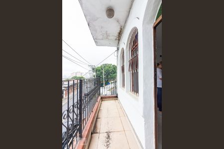 Casa à venda com 100m², 3 quartos e sem vaga Casa à venda com 100m², 3 quartos e sem vagaSacada