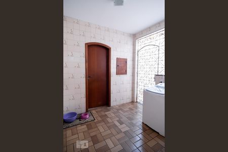 Casa para alugar com 315m², 4 quartos e 5 vagas Casa para alugar com 315m², 4 quartos e 5 vagasÁrea de Serviço