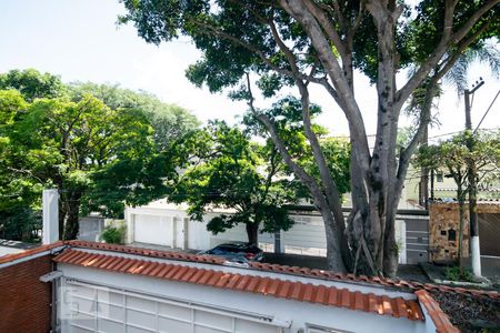 Casa para alugar com 315m², 4 quartos e 5 vagas Casa para alugar com 315m², 4 quartos e 5 vagasVaranda - Quarto 1 e 2 - Vista