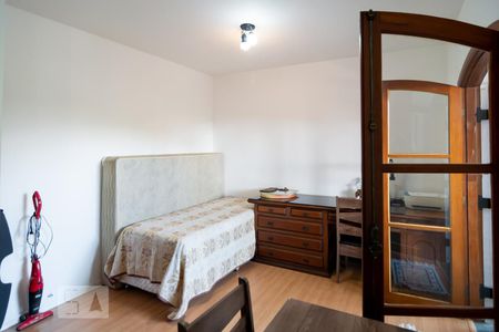 Casa para alugar com 315m², 4 quartos e 5 vagas Casa para alugar com 315m², 4 quartos e 5 vagasQuarto 1