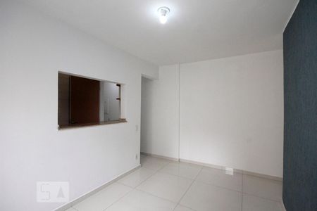 Apartamento para alugar com 92m², 2 quartos e 1 vagaSala