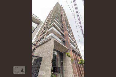 Apartamento para alugar com 70m², 2 quartos e 1 vaga Apartamento para alugar com 70m², 2 quartos e 1 vagaFachada