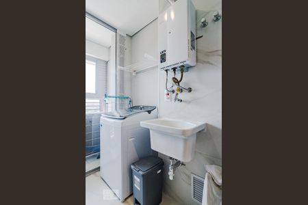Apartamento para alugar com 70m², 2 quartos e 1 vaga Apartamento para alugar com 70m², 2 quartos e 1 vagaÁrea de serviço