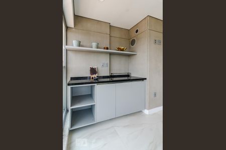 Apartamento para alugar com 70m², 2 quartos e 1 vaga Apartamento para alugar com 70m², 2 quartos e 1 vagaVaranda