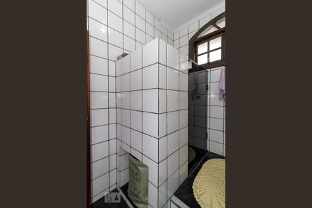 Casa para alugar com 150m², 3 quartos e 2 vagas Casa para alugar com 150m², 3 quartos e 2 vagasBanheiro