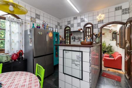 Casa para alugar com 150m², 3 quartos e 2 vagas Casa para alugar com 150m², 3 quartos e 2 vagasCozinha