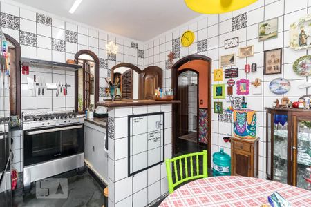 Casa para alugar com 150m², 3 quartos e 2 vagas Casa para alugar com 150m², 3 quartos e 2 vagasCozinha