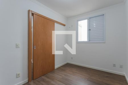 Quarto de apartamento para alugar com 1 quarto, 48m² em Costa E Silva, Porto Alegre