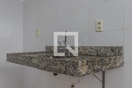 Cozinha e Área de Serviço de apartamento para alugar com 1 quarto, 48m² em Costa E Silva, Porto Alegre