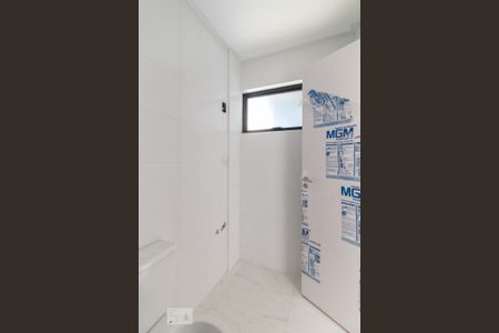 Apartamento à venda com 100m², 3 quartos e 1 vaga Apartamento à venda com 100m², 3 quartos e 1 vagaBanheiro Corredor