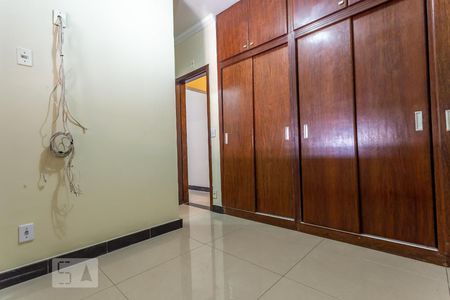 Casa à venda com 3 quartos, 101m² em Santa Amélia, Belo Horizonte