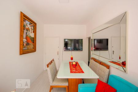 Sala de apartamento à venda com 2 quartos, 61m² em Copacabana, Rio de Janeiro