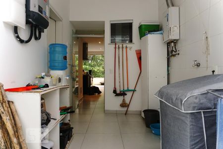 Casa à venda com 450m², 3 quartos e 2 vagasÁrea de Serviço