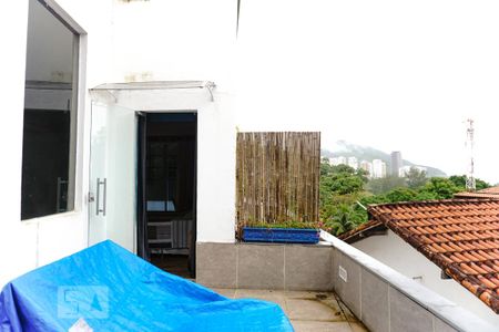Casa à venda com 450m², 3 quartos e 2 vagasVaranda da Suíte 1