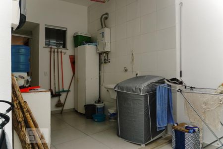 Casa à venda com 450m², 3 quartos e 2 vagasÁrea de Serviço