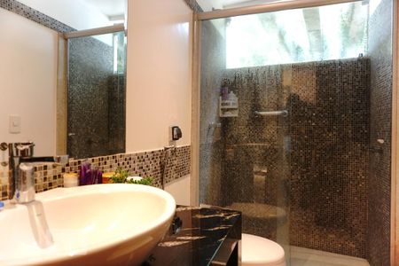 Casa à venda com 450m², 3 quartos e 2 vagasBanheiro Social